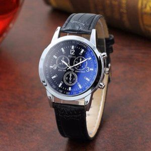 Luxury Fashion Men's Quartz Wrist Watch Dial Leather